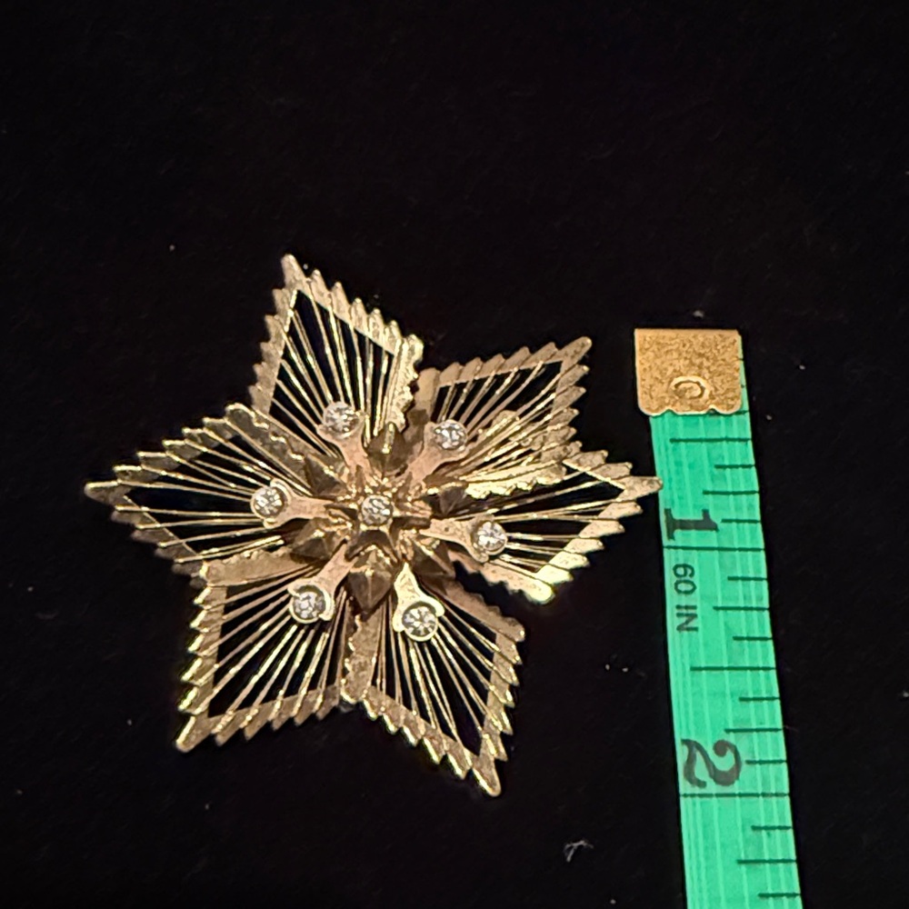 Monet Gold and Silver Starburst Brooch - Picture 3 of 5